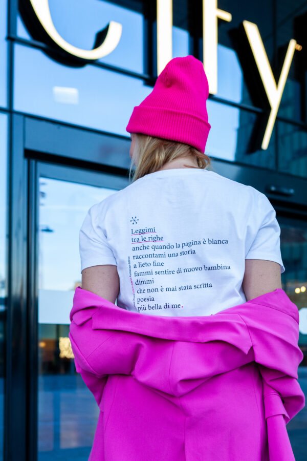 01 PoeT-shirt white page - immagine 6